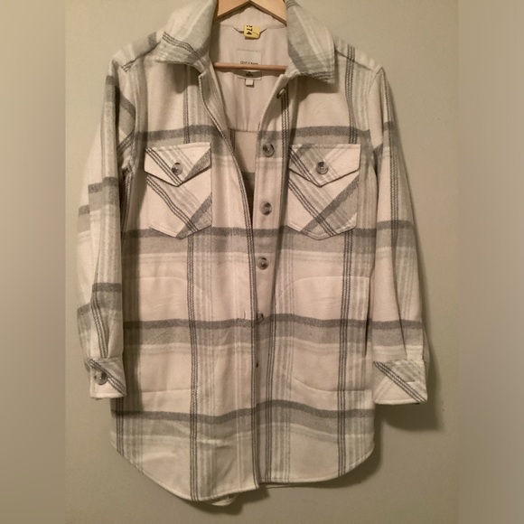 🔺SOLD🔺Gentle Fawn Shacket - Picture 4 of 14